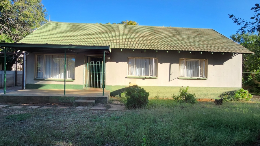 3 Bedroom Property for Sale in Stilfontein Ext 4 North West